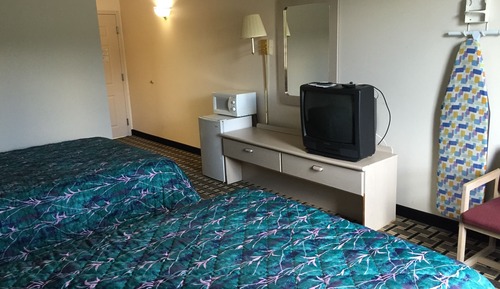 Standard Room, 2 Queen Beds, Non Smoking