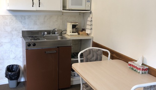 Suite, 1 Queen Bed, Kitchenette