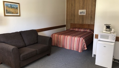 Standard Room, 1 Queen Bed