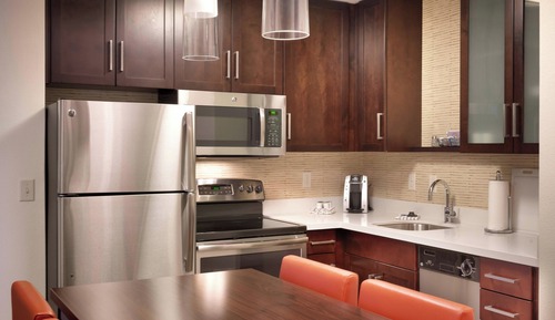 Suite, 2 Bedrooms (Mobility/Hearing Accessible, Tub)