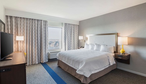 Suite, 1 King Bed, Accessible, Non Smoking (hearing acc)