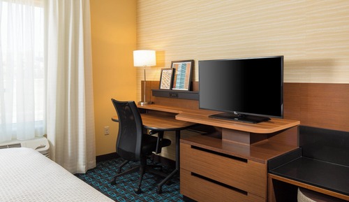 Studio, 1 King Bed (Mobility Accessible, Tub)