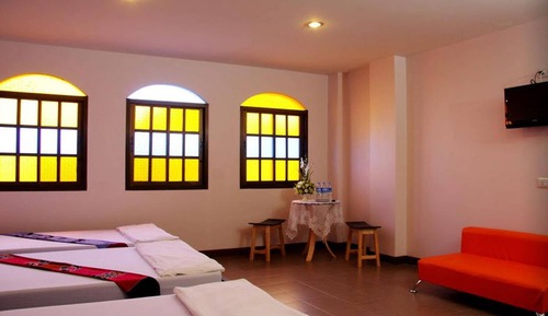 Triple Bed