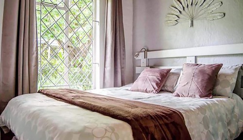 Standard Chalet (2 Berth)