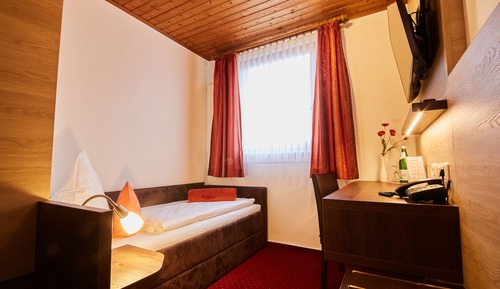 Economy Single Room