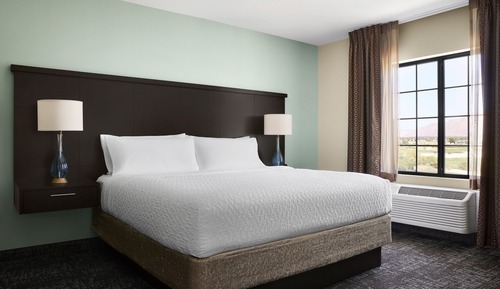 Studio Suite, 1 King Bed, Mountain View