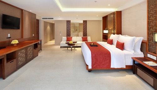 Junior Suite Garden Terrace Double Bed with Daily Cocktails