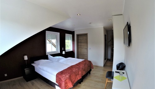 Comfort Double Room, Private Bathroom, River View