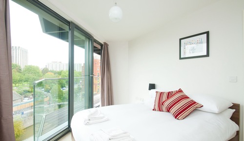 Family Deluxe (2 bedrooms)