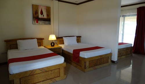 Deluxe Family Room