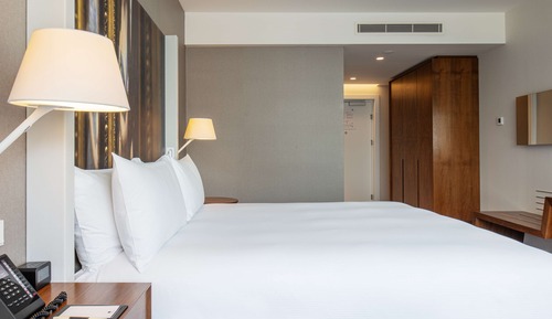 Executive Room, 1 King Bed