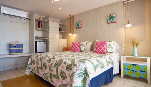 Deluxe Room, 1 King Bed, Balcony, Bay View (Casa Congo)