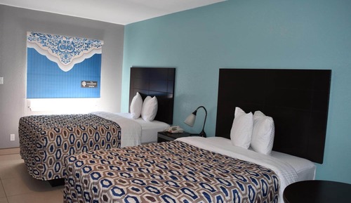Deluxe Room, 2 Double Beds, Non Smoking