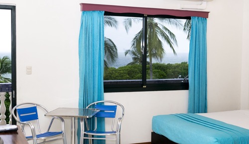 Junior Suite, 1 Queen Bed and 1 Twin Bed - Ocean View