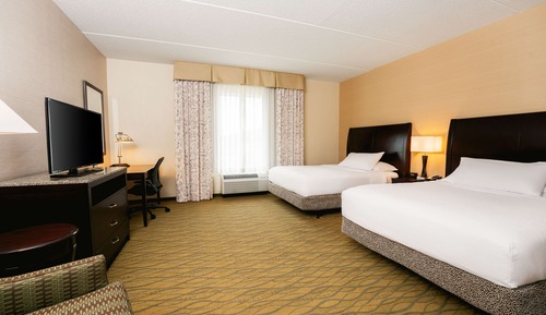 Room, 2 Queen Beds, Accessible, Bathtub
