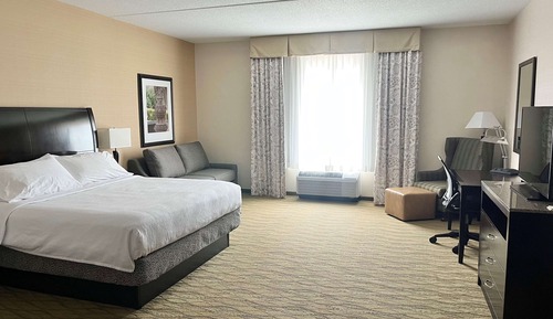 Studio Suite, 1 King Bed, Corner