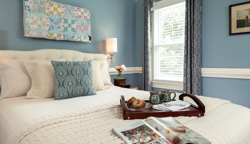 Room, 1 Queen Bed, Private Bathroom