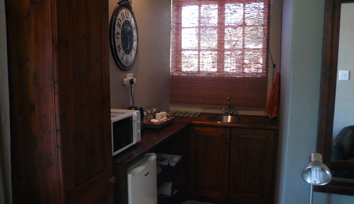Herehuis Luxury Stable Unit with Bath