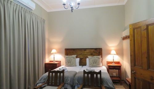 Sir Keiser Luxury Twin Unit
