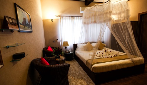Royal Boutique Room