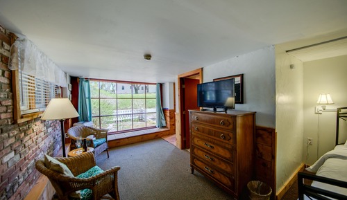 The Carriage House