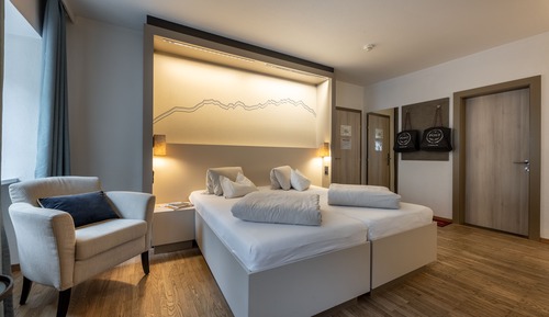 Classic Double Room