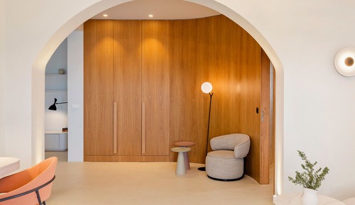 Honeymoon Suite (with Private Outdoor Jacuzzi)