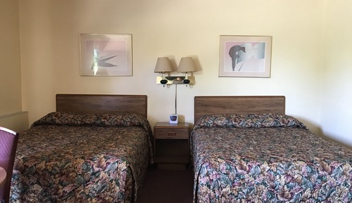 Room, Non Smoking, Refrigerator & Microwave (2 Full Beds)