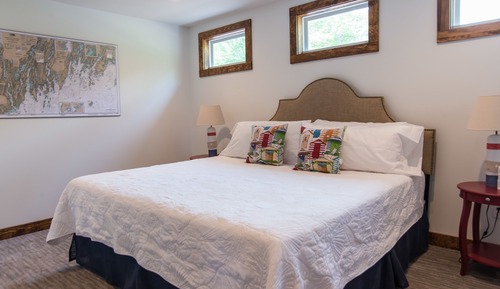 JR SUITE