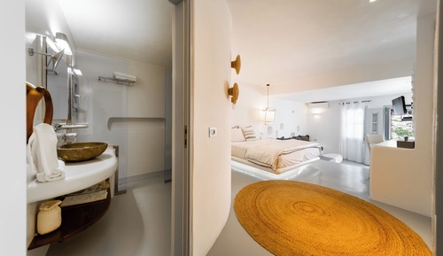 Family Room, Sea View