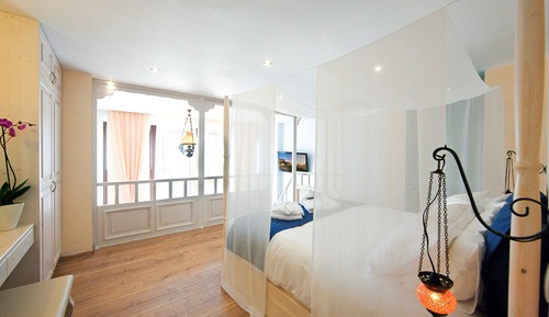 Deluxe Suite (Terra Incognita)