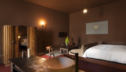 Suite (Castle)
