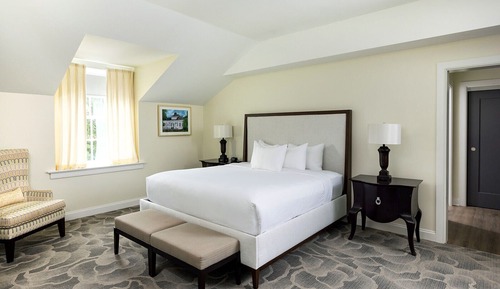 Superior King Room