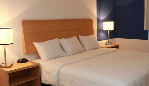 Double Room, 1 King Bed