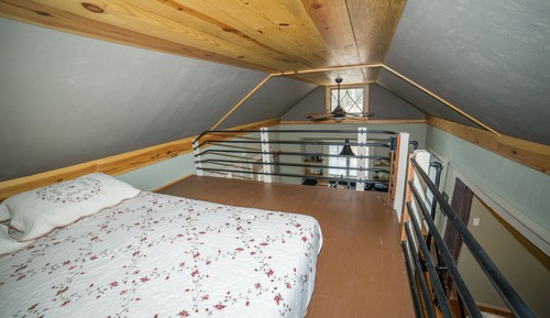 Cabin (Blue Sky)