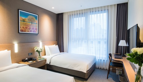 Standard Twin Room