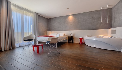 Penthouse Suite