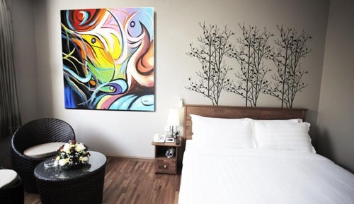 Art Deluxe Double Room (No Window)