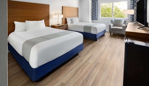 Room, 2 Queen Beds, Non Smoking