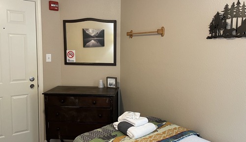Luxury Double or Twin Room, Shared Bathroom (Room 11)