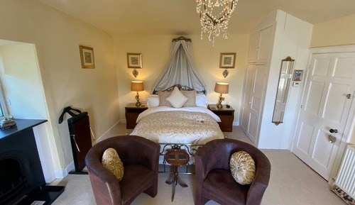 Classic Double Room, Ensuite