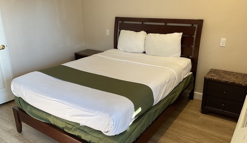 Standard Single Room, 1 Queen Bed, Accessible, Non Smoking