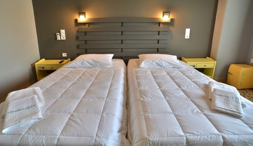 Double or Twin Room, 3 Twin Beds, Non Smoking, City View