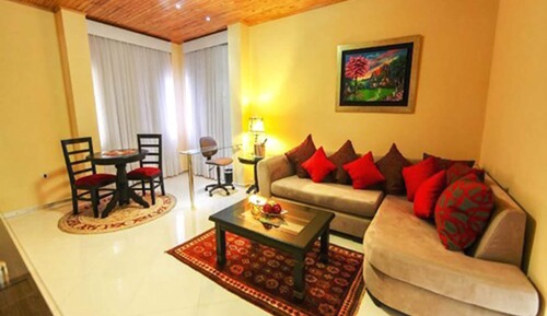 Suite, 1 King Bed, Non Smoking (Gold)