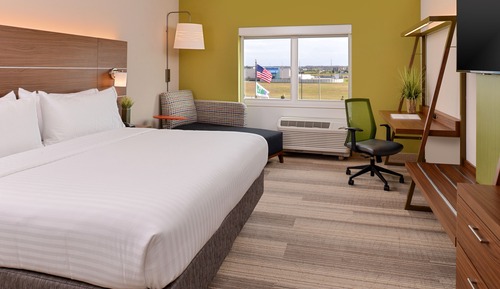 Standard Room, 1 King Bed (Leisure)