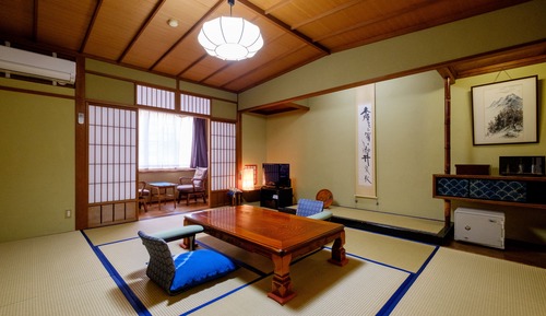Traditional Room (Japanese-Style, 5 Person Occupancy)