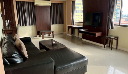 Premier Room