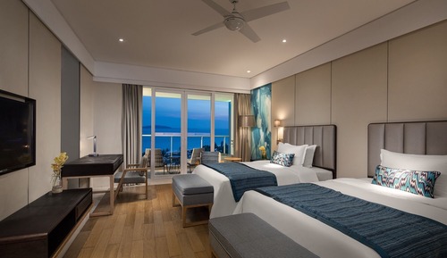 Superior Ocean View Twin Room