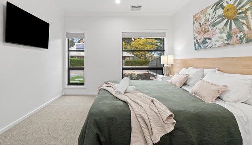 4 Bedroom Villa - Renmark River Villas (No.52 with Pool)