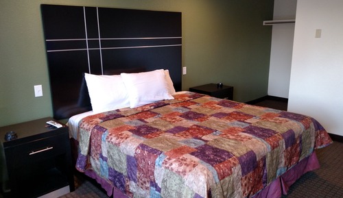 Business Room, 1 King Bed, Smoking